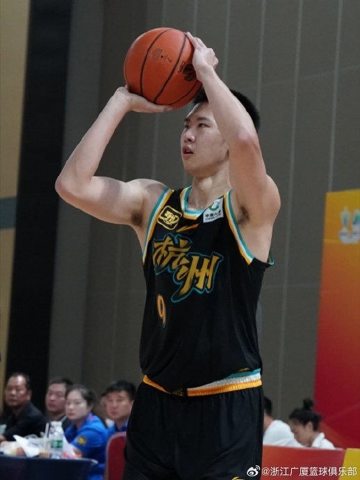 风云突变浙江稠州集结日队长鼓劲;NBA总决赛版图或变;底气十足;更衣室氛围转暖的简单介绍 风云突变浙江稠州集结日队长鼓劲;NBA总决赛版图或变;底气十足;更衣室氛围转暖的简单介绍