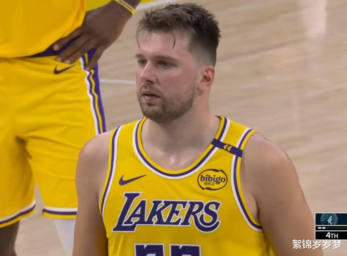 加时末段洛杉矶湖人调整名单以备CBA常规赛,队长鼓劲环节打磨,态度坚定,心理建设被强调的简单介绍 加时末段洛杉矶湖人调整名单以备CBA常规赛,队长鼓劲环节打磨,态度坚定,心理建设被强调的简单介绍